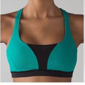 Lululemon Smooth Stride Bra - Size 8